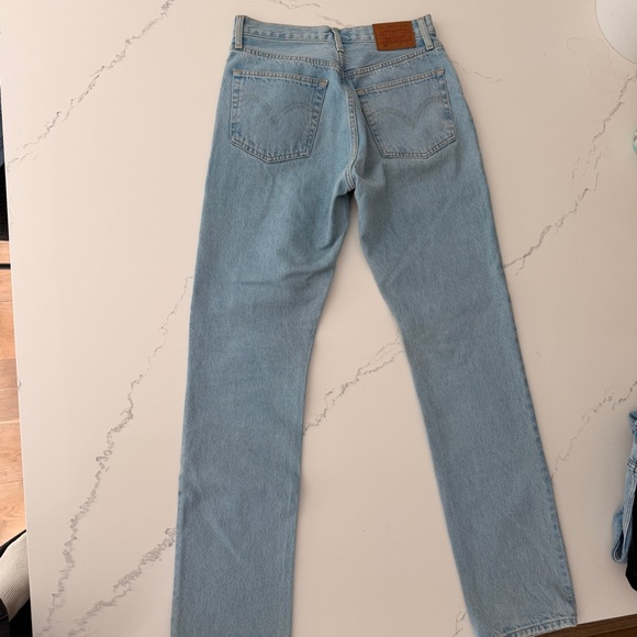 Levi Jeans - Picture 15 of 16